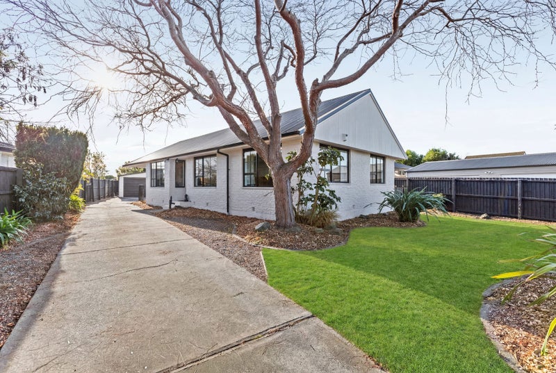 24 Heathglen Avenue, Parklands, Christchurch - Carousel 1