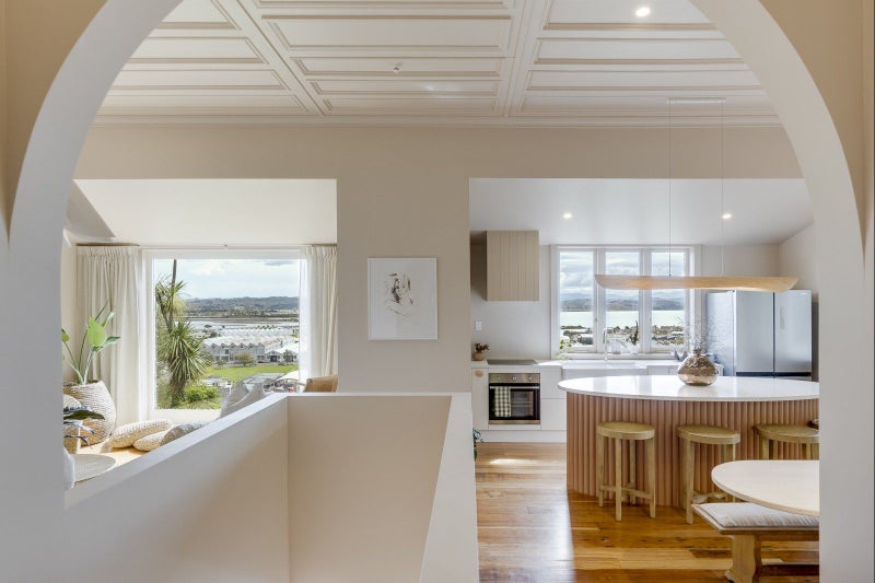 5 Denholm Road, Hospital Hill, Napier, Hawke's Bay - Carousel 2