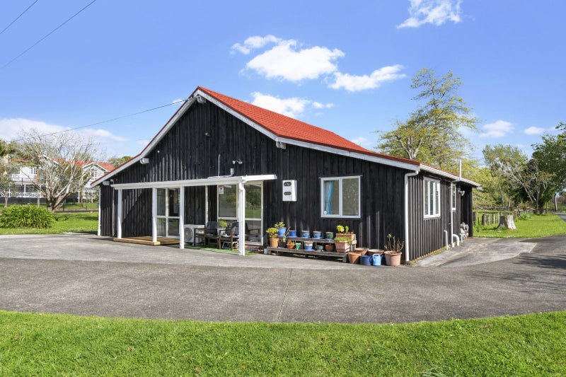 1320 Dairy Flat Highway, Dairy Flat - Carousel 2