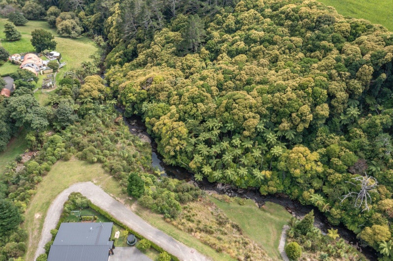 4 Arohena Court, Ohauiti, Tauranga - Carousel 31