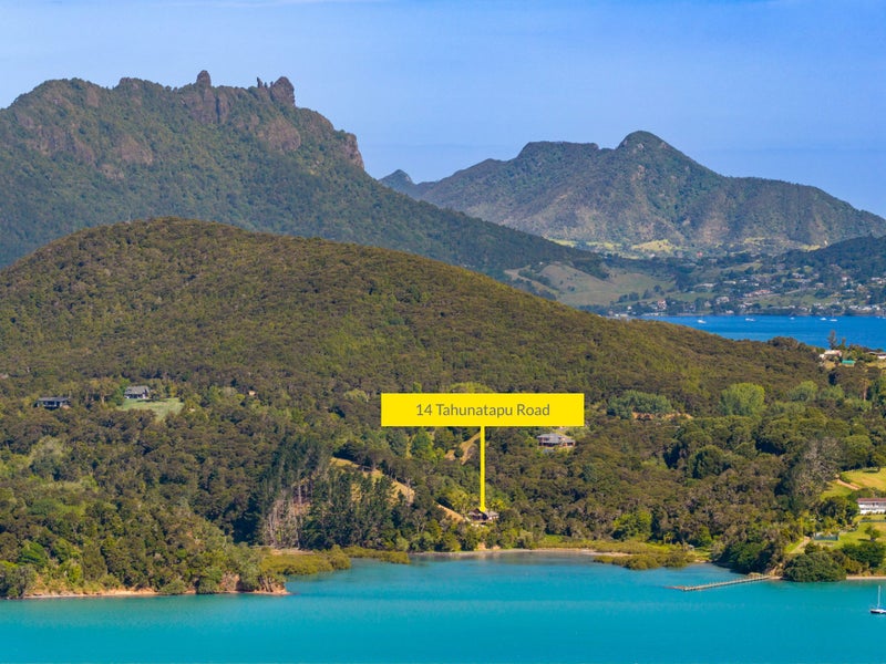 14 Tahunatapu Road, Whangarei - Carousel 1