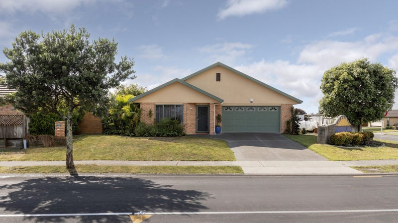 83 Summerland Crescent, Papamoa Beach, Papamoa - Carousel 1
