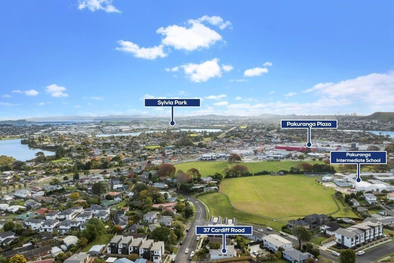 37 Cardiff Road, Pakuranga, Auckland - Carousel 20