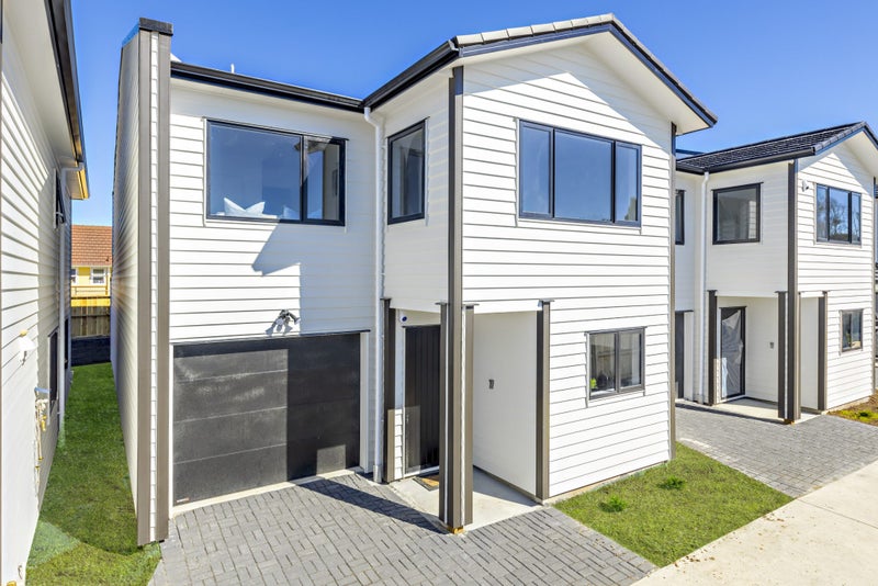 4C Old Wairoa Road, Papakura, Papakura - Carousel 1