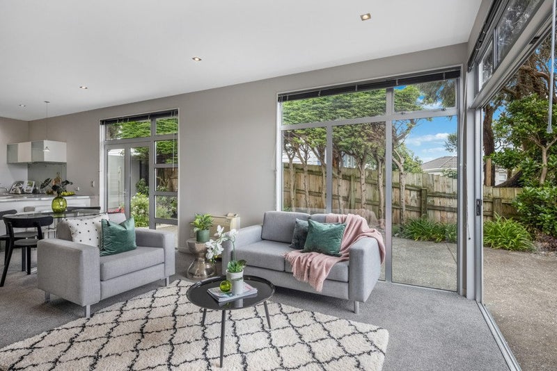 11B Ira Street, Miramar, Wellington - Carousel 2