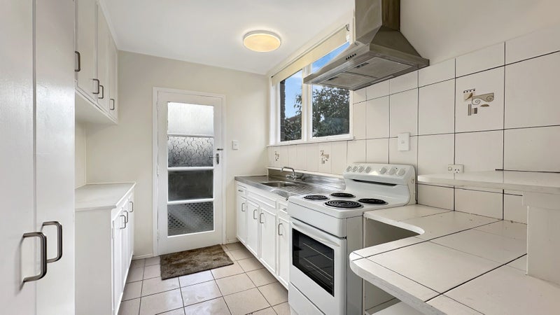 3/87 Owairaka Avenue, Owairaka, Auckland - Carousel 2