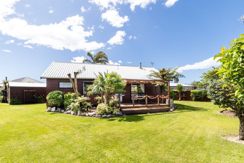38 Allens Lane, Clive, Clive - Carousel 19