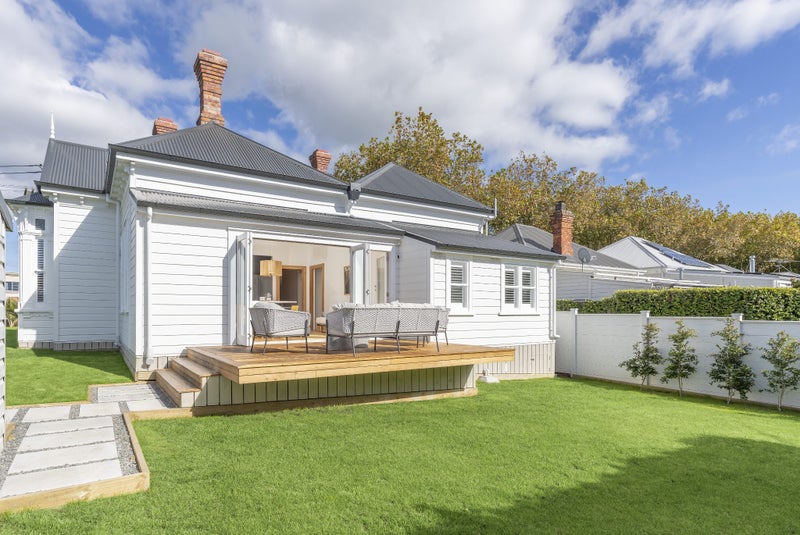 15 Selbourne Street, Grey Lynn, Auckland - Carousel 2