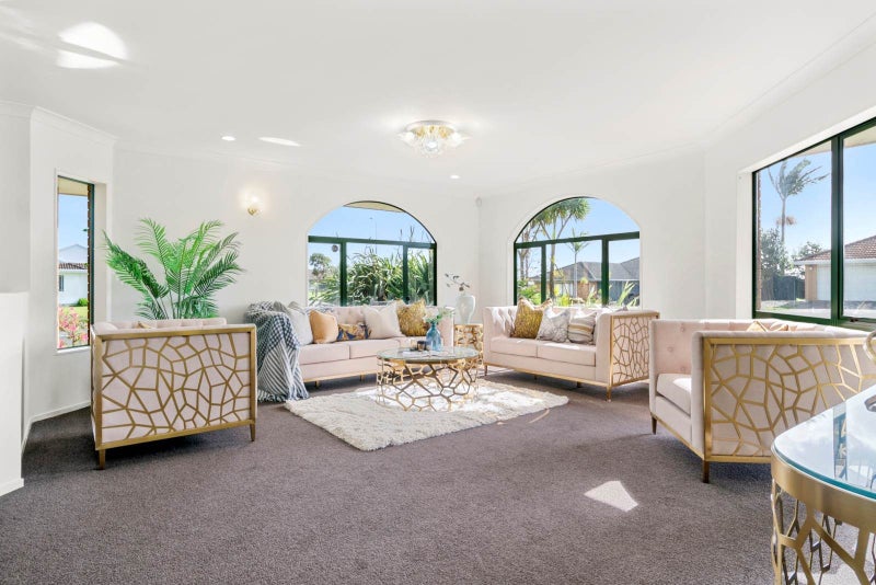 99 Moyrus Crescent, East Tamaki Heights, Auckland - Carousel 2