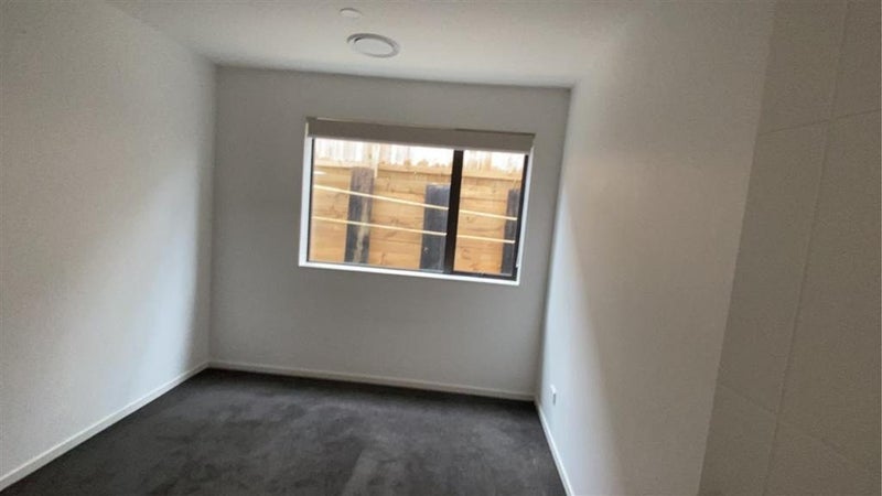 Granny/5 Rashni Road, Flat Bush, Manukau City, Auckland - Carousel 11