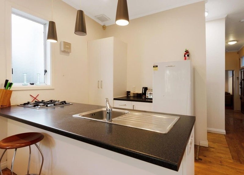 235 Tinakori Road, Thorndon, Wellington - Carousel 2