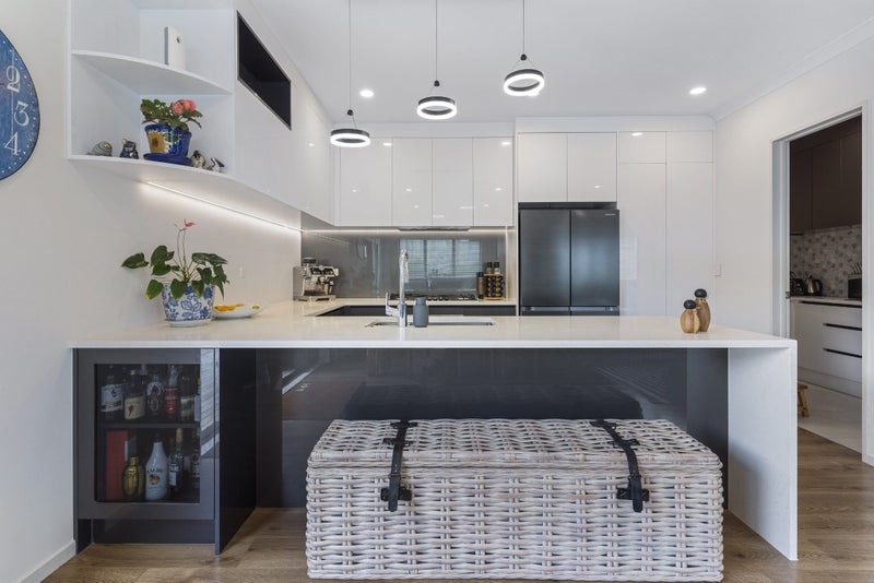 12 Whawhaki Road, Beachlands, Auckland - Carousel 2