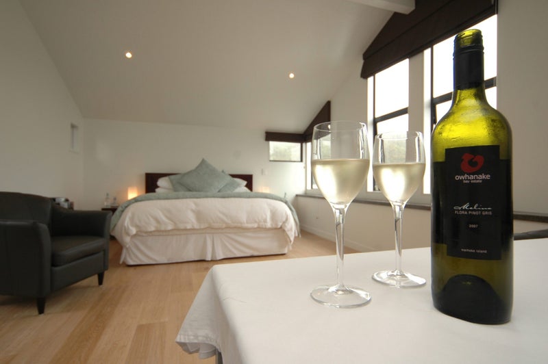 68 Korora Road, Oneroa, Waiheke Island - Carousel 2