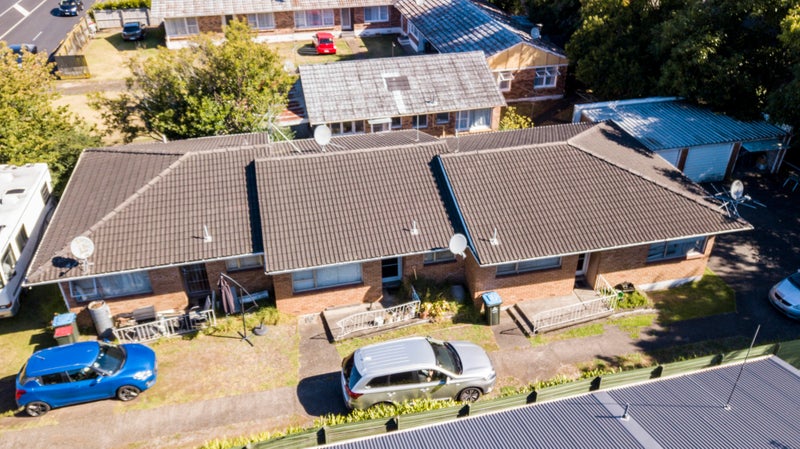 11 Carbine Road, Mount Wellington, Auckland - Carousel 2
