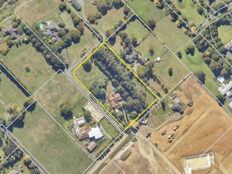 68 Derbyshire Lane, Karaka, Papakura - Carousel 2