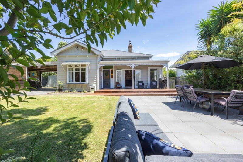 47 Glendale Road, Glen Eden, Auckland - Carousel 1