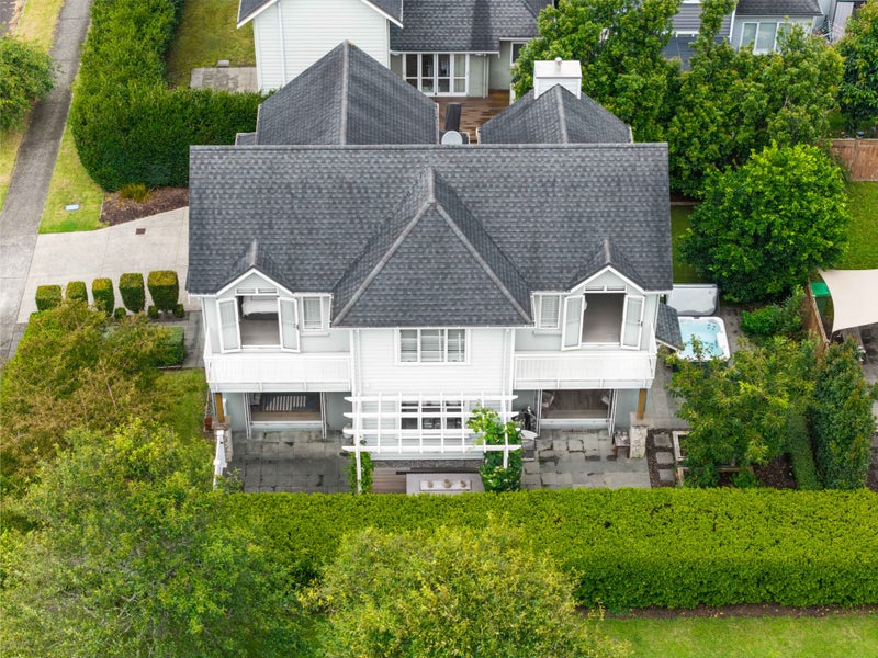 9 Trecarne Street, Karaka, Papakura - Carousel 1