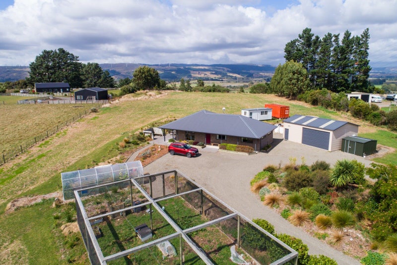 268 Hendersons Line, Kelvin Grove, Palmerston North - Carousel 1