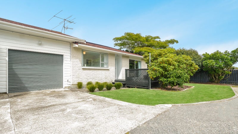 1/10 Denver Grove, Totara Park, Upper Hutt, Wellington - Carousel 1