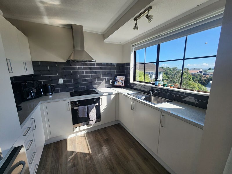 1B Woodridge Drive, Woodridge, Wellington - Carousel 2