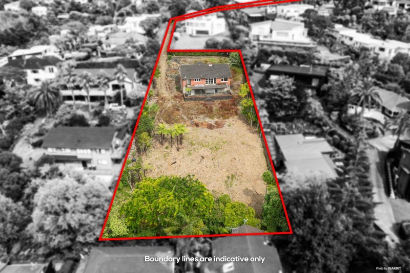 28 Parr Terrace, Castor Bay, North Shore City, Auckland - Carousel 1