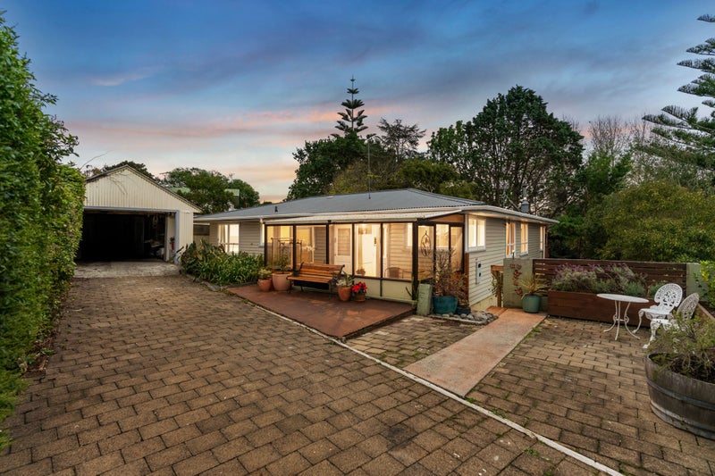 70 Fairclough Road, Beach Haven, Auckland - Carousel 2