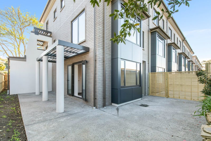 13/130 Great South Road, Remuera, Auckland - Carousel 1