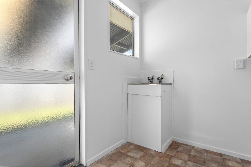 7 High Street, Opotiki - Carousel 14