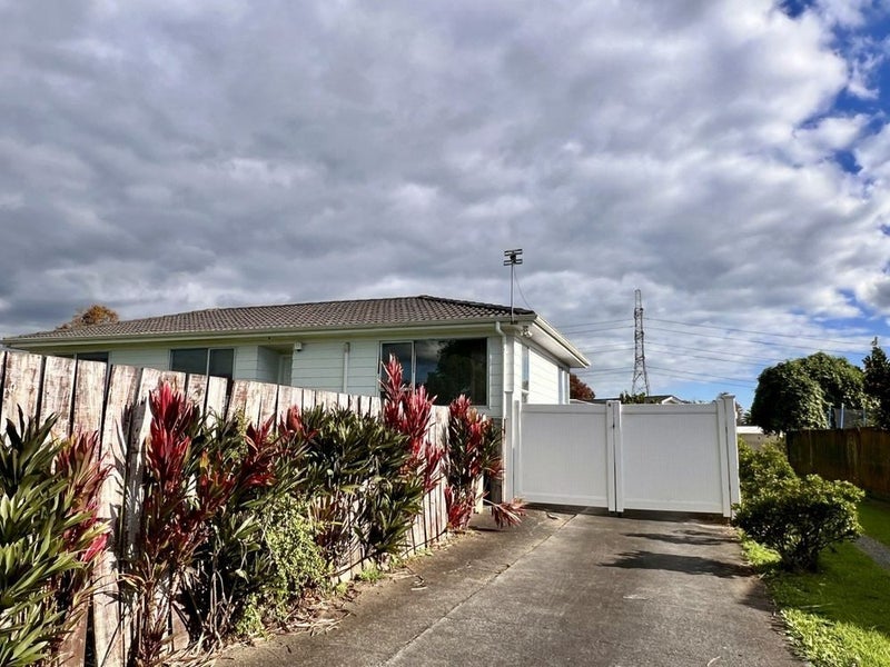 9 Tosca Place, Otara, Auckland - Carousel 14