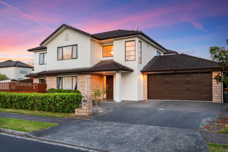 16 Janway Avenue, Flat Bush, Auckland - Carousel 1