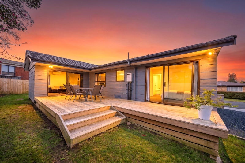 25 Thorncombe Road, Te Awamutu, Te Awamutu - Carousel 1