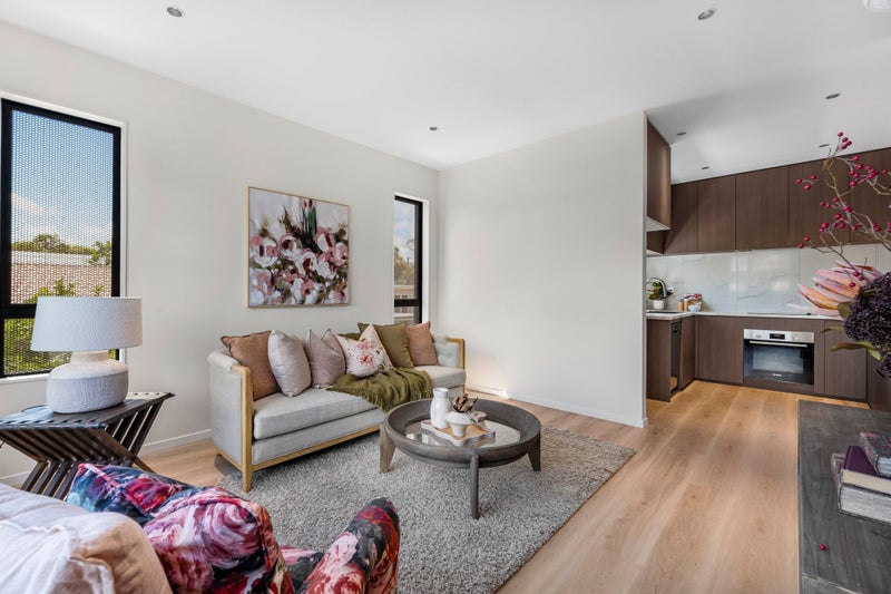 4/65 Smale Street, Point Chevalier, Auckland City, Auckland - Carousel 1