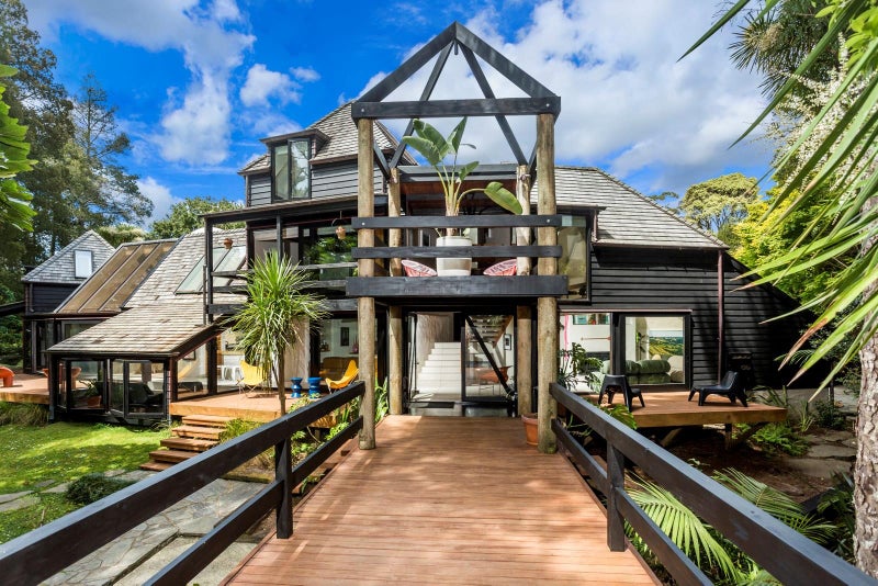 24 Channel View Road, Campbells Bay, North Shore City, Auckland - Carousel 1