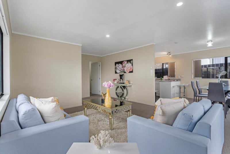1/25 Oratu Place, Manurewa, Auckland - Carousel 2