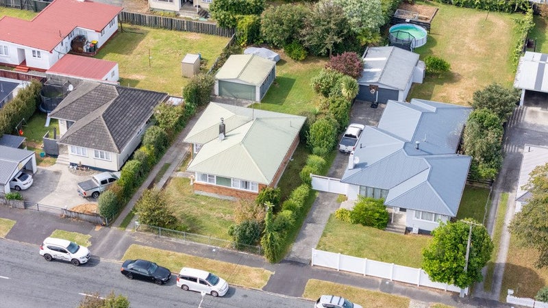 1 Sunnyside Road, Nawton, Hamilton - Carousel 21