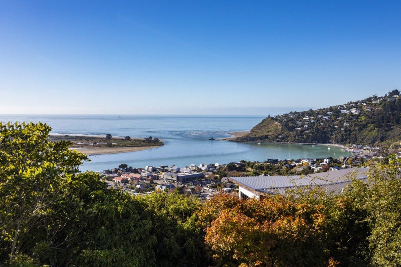 6 Glendevere Terrace, Redcliffs, Christchurch - Carousel 2