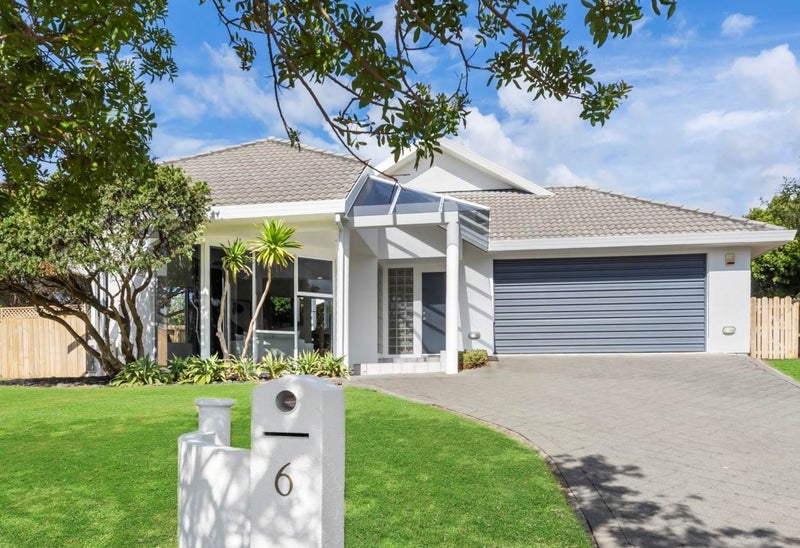 6 Tarnica Road, Northpark, Auckland - Carousel 1