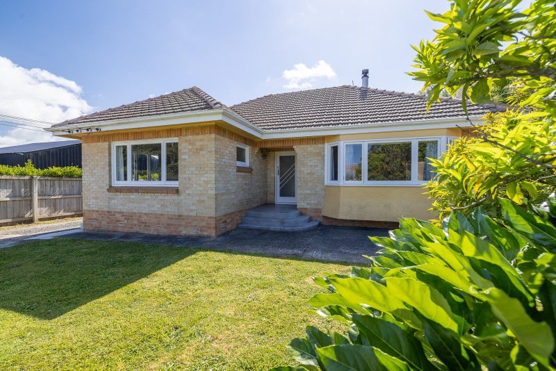 1132 Tauwhare Road, Tauwhare, Hamilton - Carousel 1