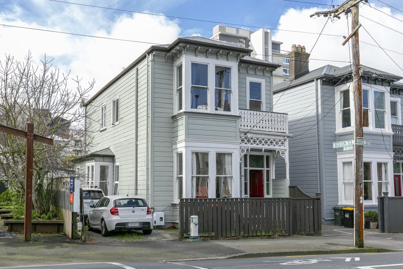 46 Aro Street, Aro Valley, Wellington - Carousel 1