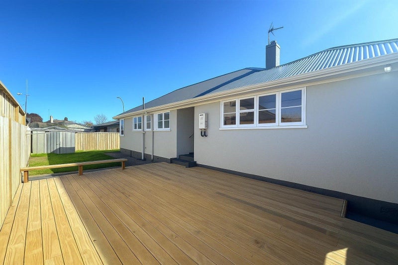 140 Clarkin Road, Fairfield, Hamilton - Carousel 21