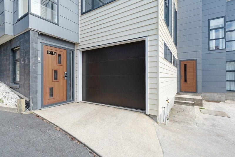 12A Marjory Close, Broadmeadows, Wellington - Carousel 14