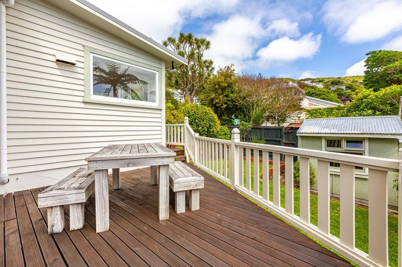 98 Campbell Street, Karori, Wellington - Carousel 26