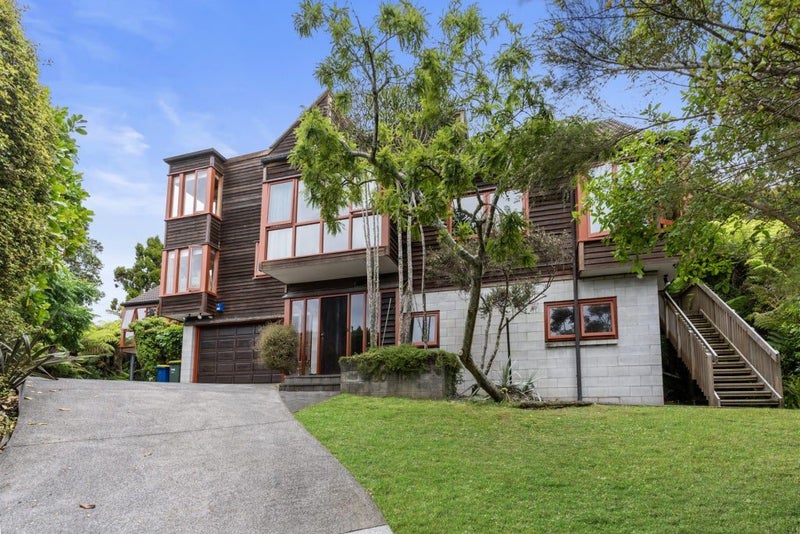 60 Peter Terrace, Castor Bay, North Shore City, Auckland - Carousel 1