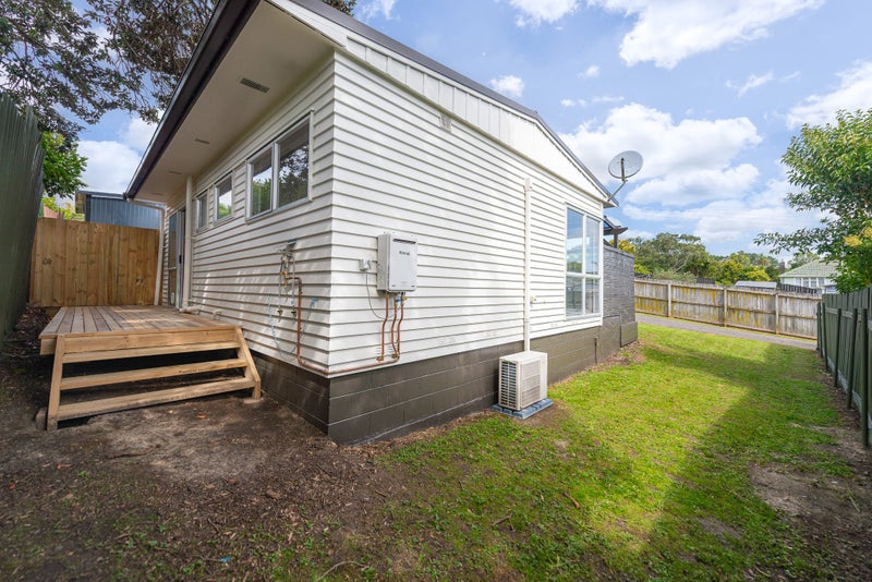 1/14 Makiri Street, Helensville, Auckland - Carousel 12