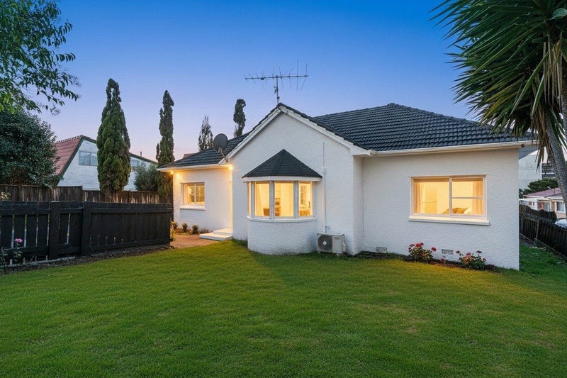 1/10 Wood Street, Papakura, Auckland - Carousel 2