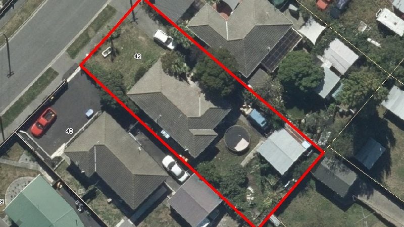 42 Sandown Crescent, Aranui, Christchurch - Carousel 1