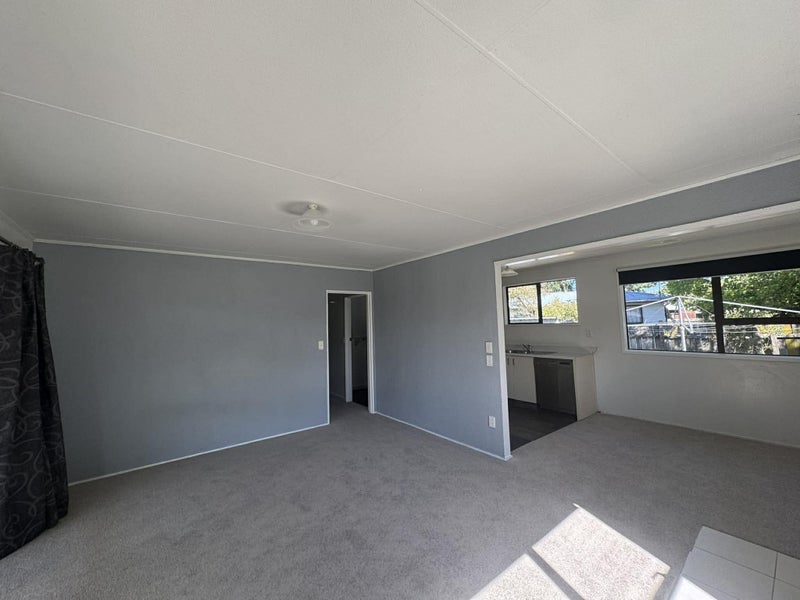 13 Vogel Crescent, Masterton - Carousel 2