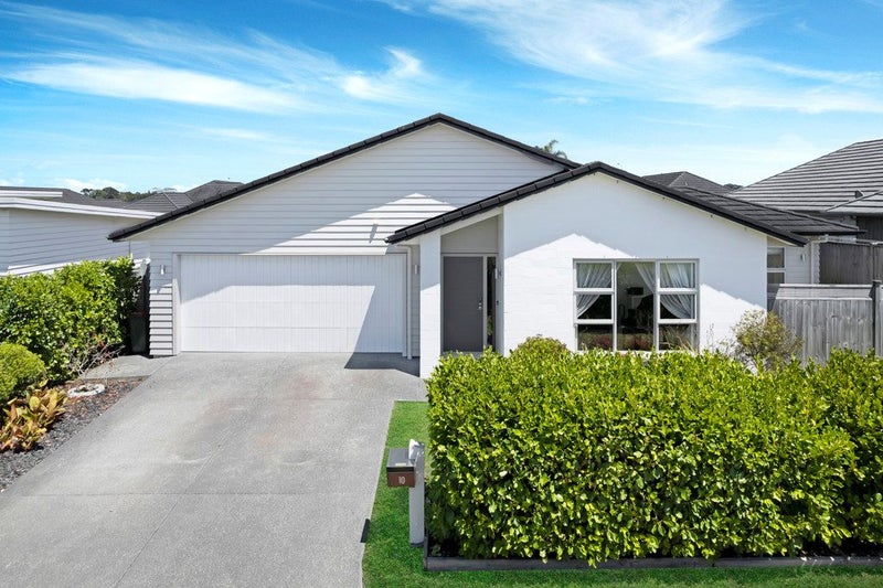10 Kaimanawa Road, Karaka, Papakura - Carousel 1