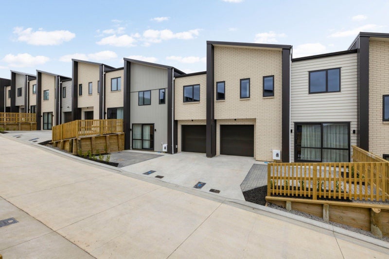2 North Ridge Drive, Rototuna North, Hamilton - Carousel 2