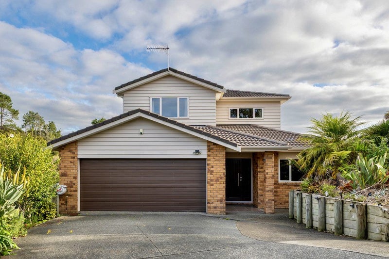 17 Carol Lee Place, Albany Heights, Auckland - Carousel 1